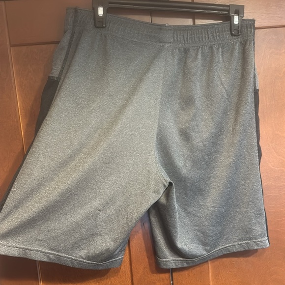Climacool shorts with pockets - Picture 5 of 10